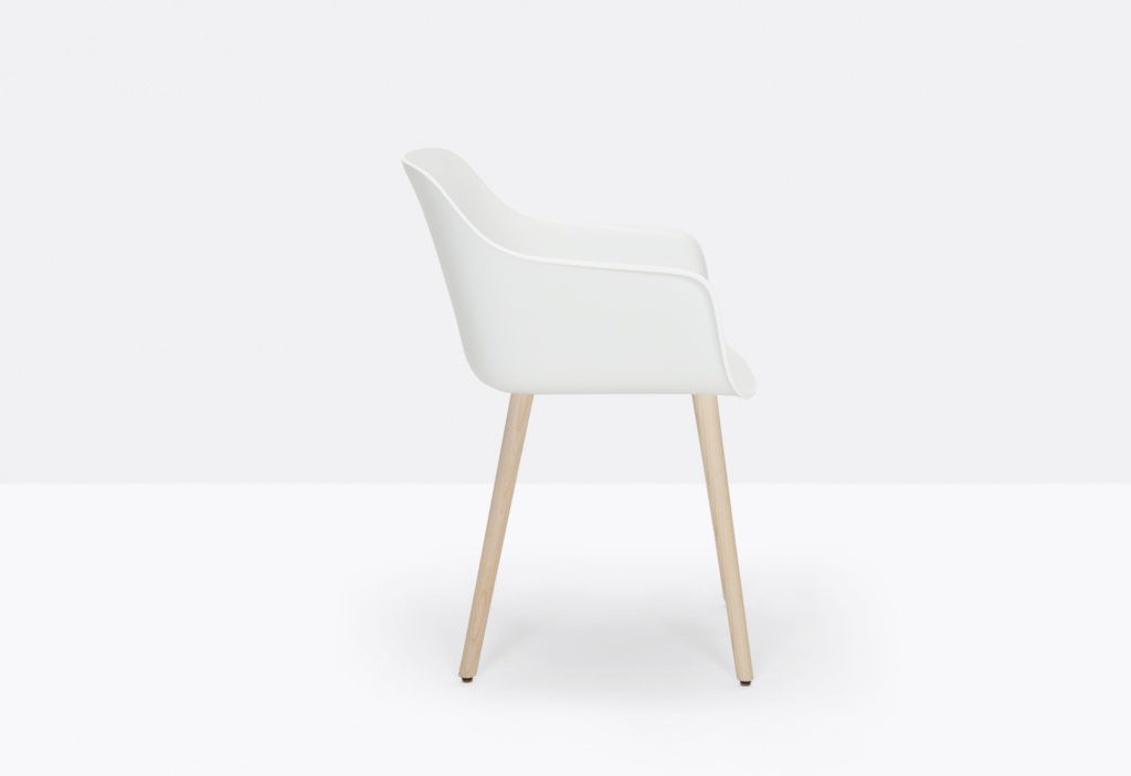 white shell armchair with ash legs