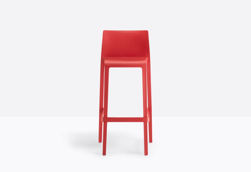 red modern polypropylene bar stool