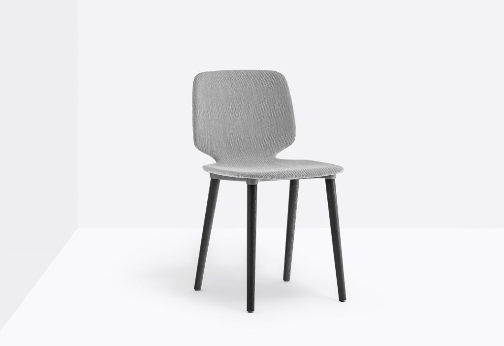 grey office upholstered chair with aluminium legs