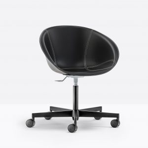 best comfortable genuine leather chair with aluminium base with castors and gas lift