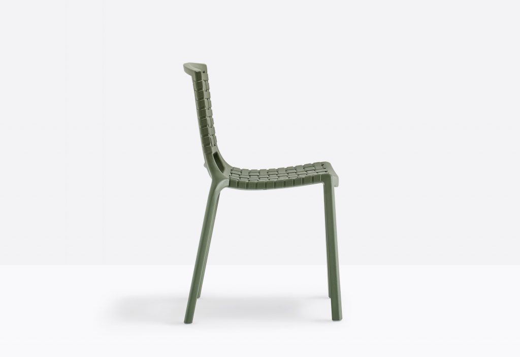 green woven chair